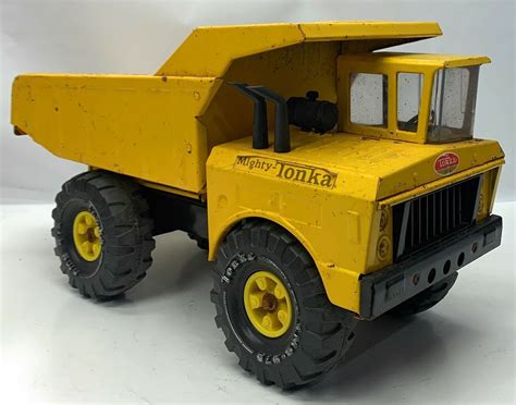 1970s metal.tonka truck mighty dump 3500 in box|Tonka dump truck value.